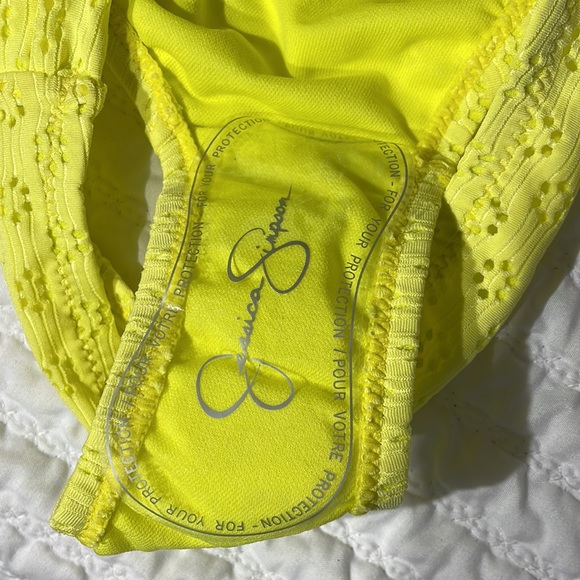 Jessica Sampson yellow eyelet bikini size large - Picture 7 of 12